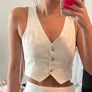 Size small white linen crop button up vest